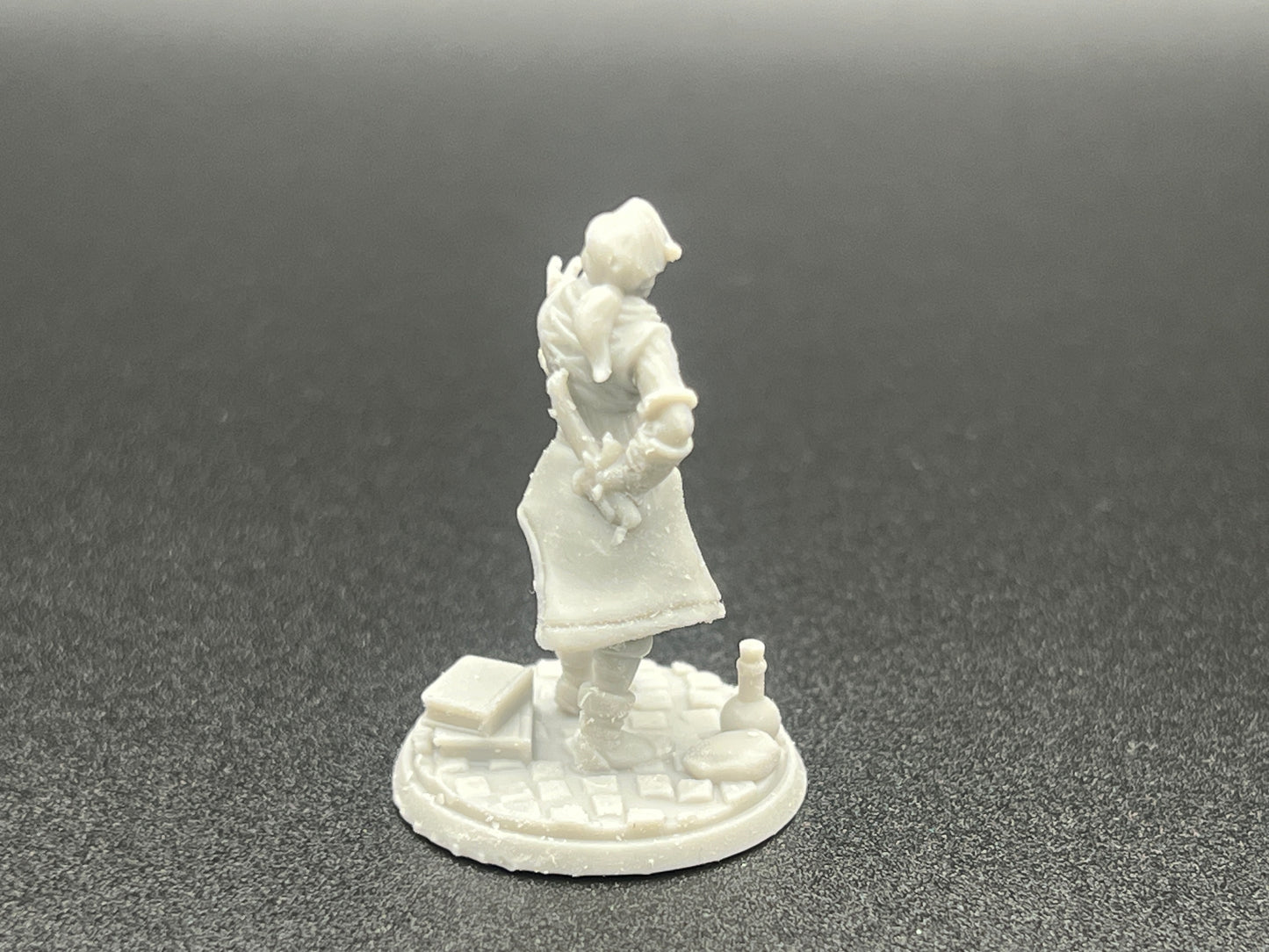 Human Female Rogue Character Figure Fantasy Tabletop Game Dungeons and Dragons 3D Resin Printed Unpainted