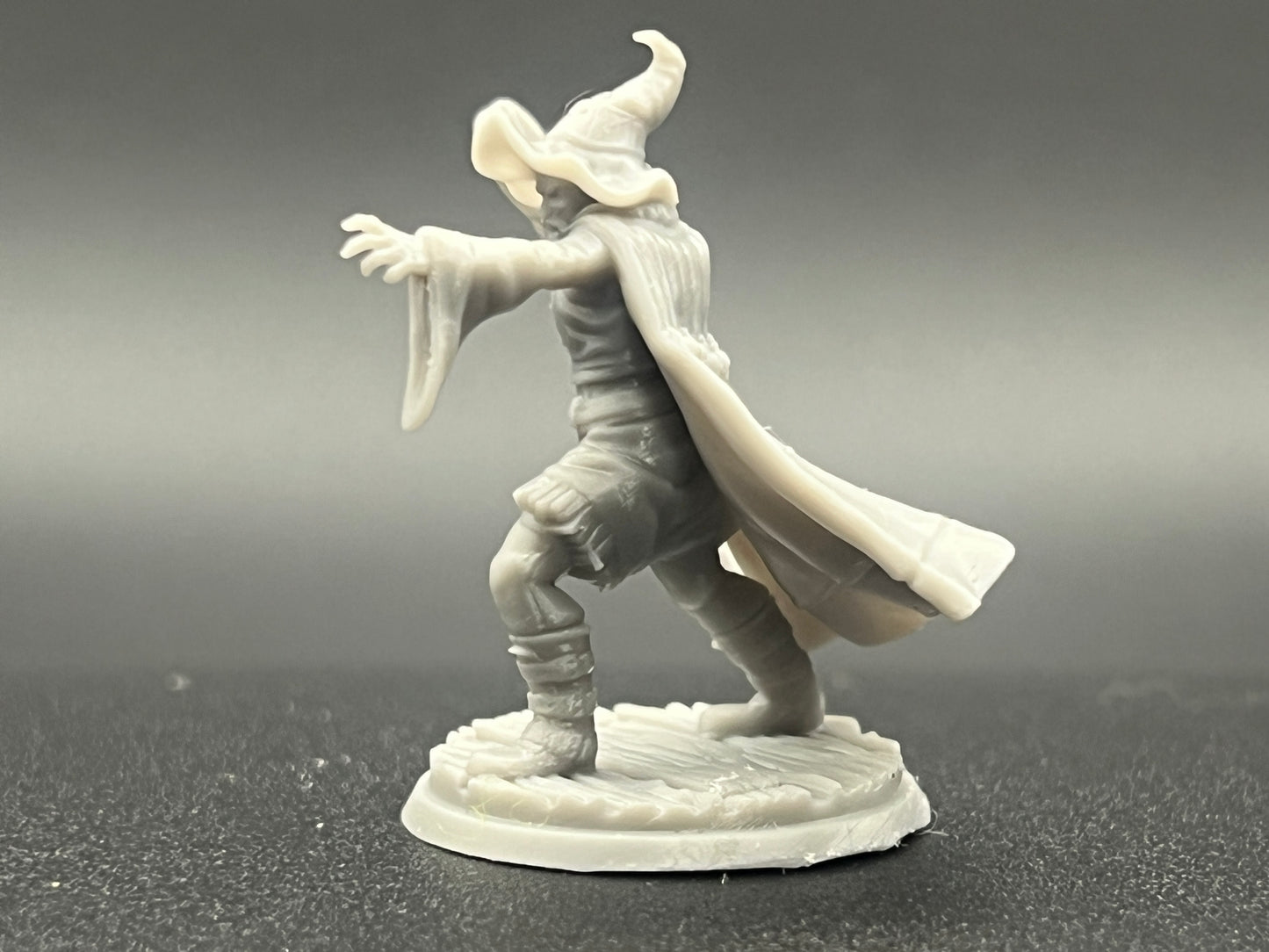 Human Male Mage Character Figure Fantasy Tabletop Game Dungeons and Dragons 3D Resin Printed