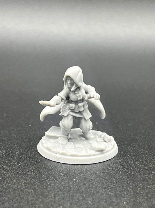 Halfling Female Rogue Alt Character Figure Fantasy Tabletop Game Dungeons and Dragons 3D Resin Printed Unpainted